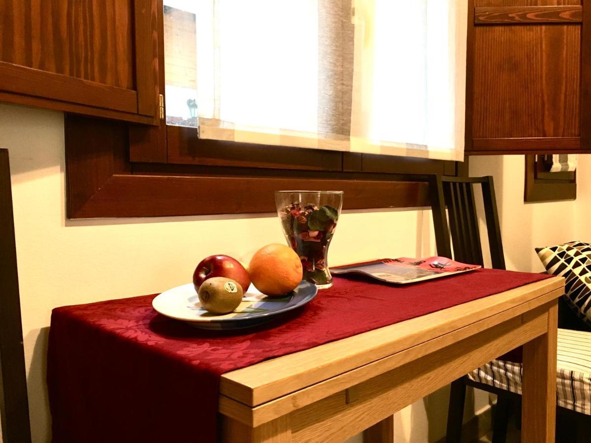 Apartamento Centro Plaza Salvador, Wifi Free& Parking Opcional 塞维利亚 外观 照片