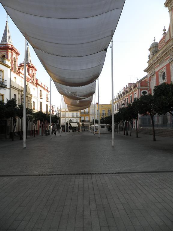 Apartamento Centro Plaza Salvador, Wifi Free& Parking Opcional 塞维利亚 外观 照片