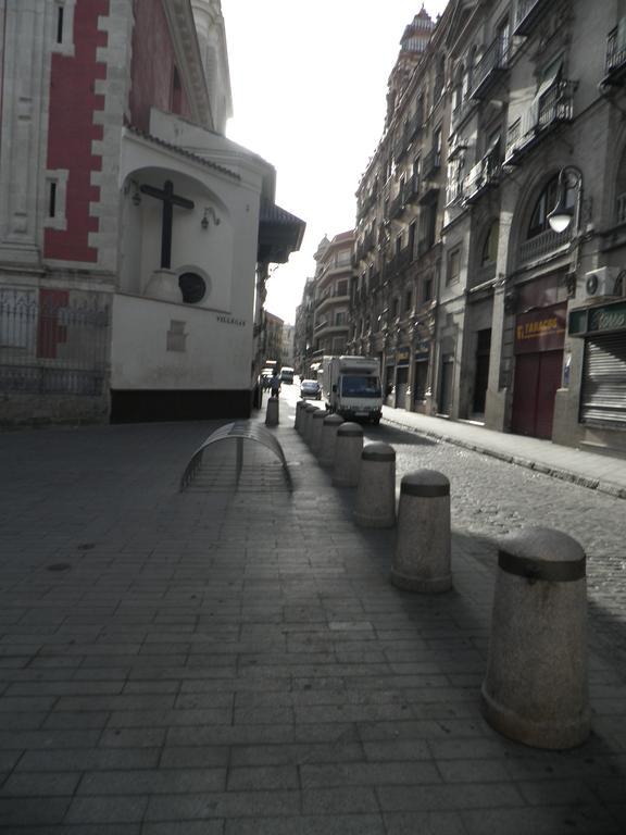 Apartamento Centro Plaza Salvador, Wifi Free& Parking Opcional 塞维利亚 外观 照片
